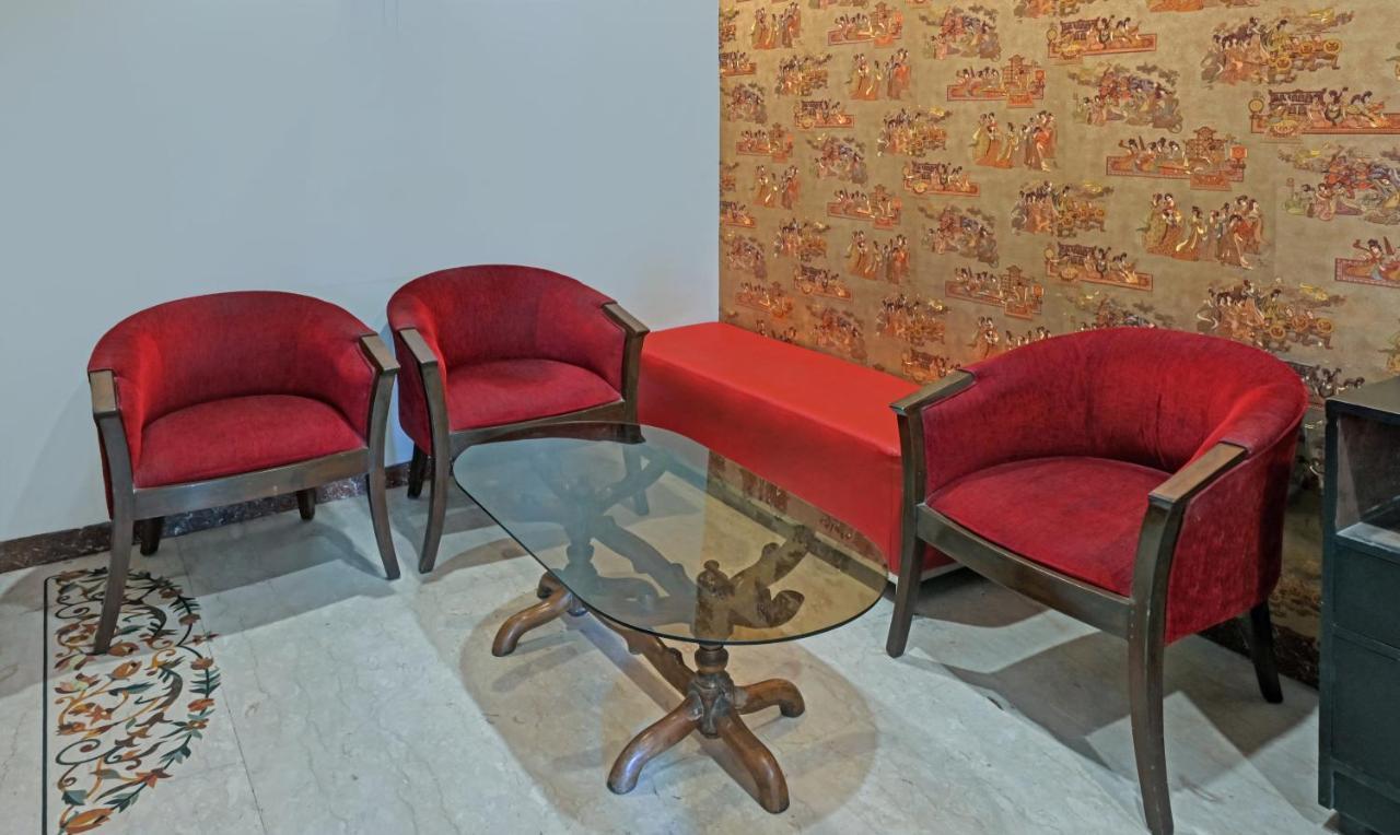 Itsy Hotels Auzone & Spa Chandīgarh Екстериор снимка